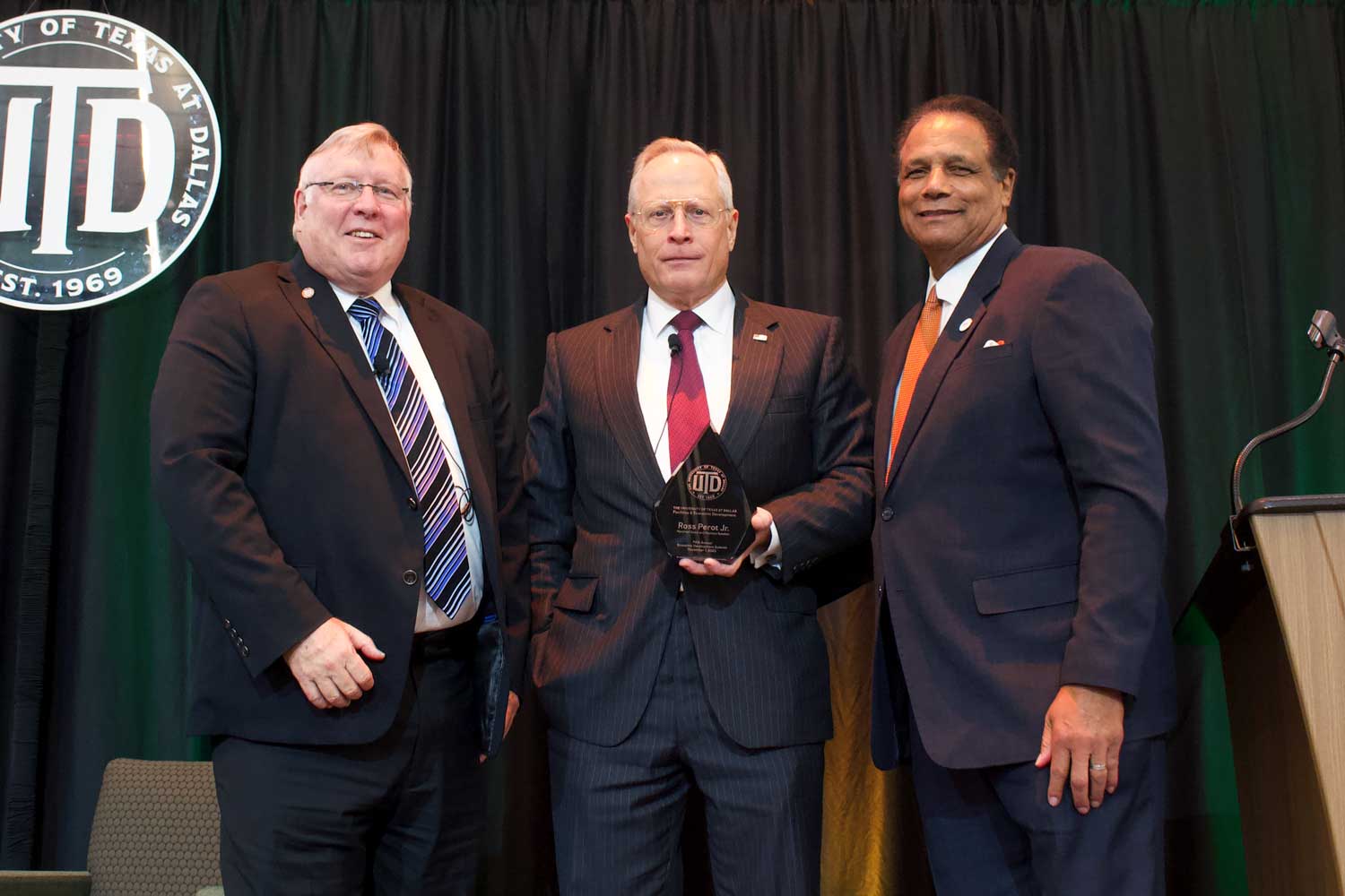 From left: Dr. Richard C. Benson, president for The University of Texas at Dallas; Mr. Ross Perot Jr., chairman of The Perot Companies and Hillwood; Dr. Calvin D. Jamison, vice president for Facilities & Economic Development.